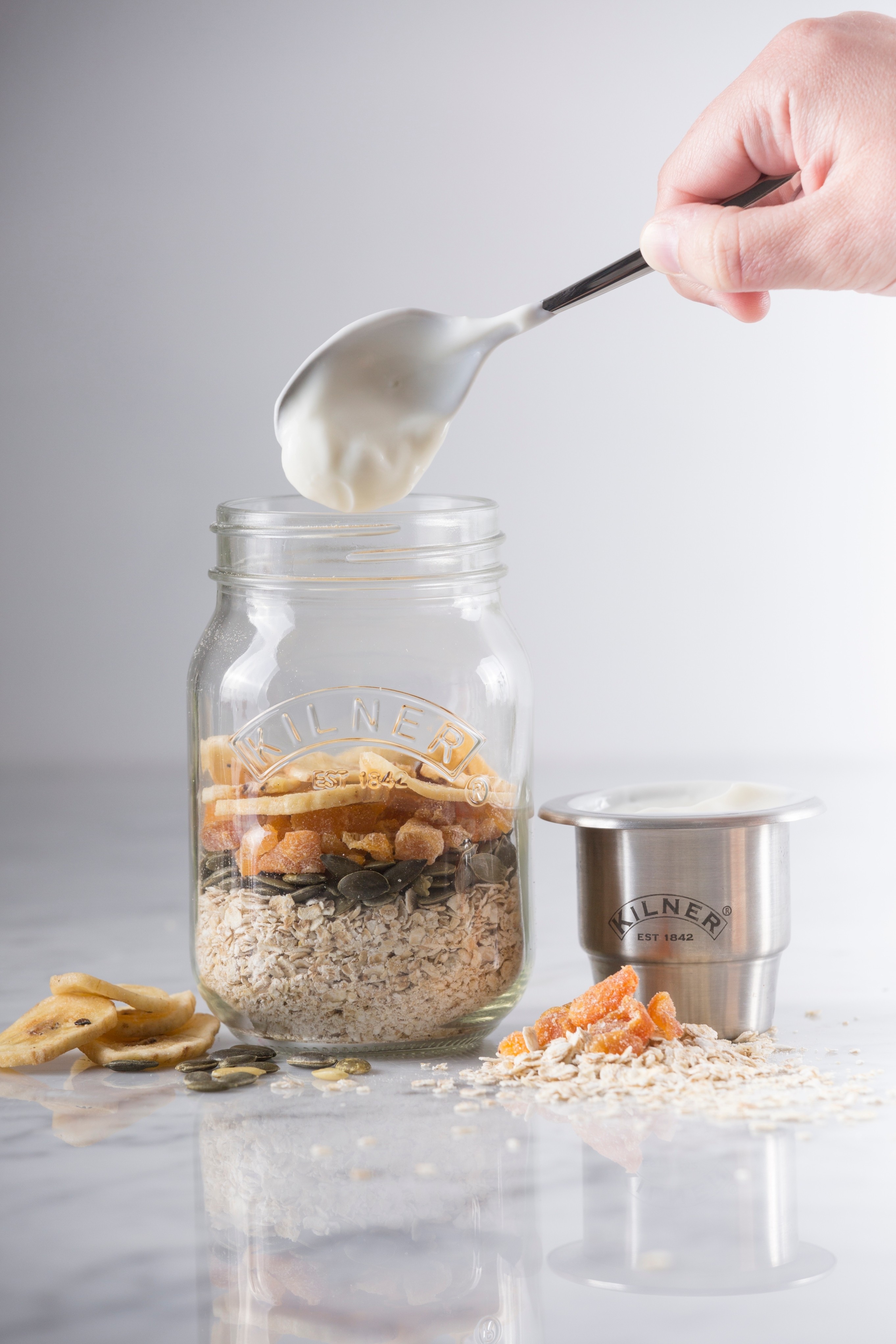 239856 - Kilner, 17oz. Snack On The Go Jar / ขวดโหลพร้อมถ้วยสเตนเลสในตัว17ออนซ์ 239856 - Kilner, 17oz. Snack On The Go Jar / ขวดโหลพร้อมถ้วยสเตนเลสในตัว17ออนซ์