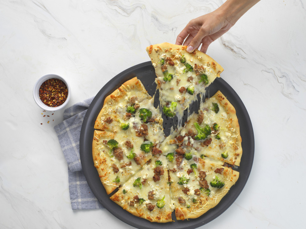04497 Good Cook AirPerfect 15.75 In. Carbon Steel Nonstick Large Pizza Pan 04497 Good Cook AirPerfect 15.75 In. Carbon Steel Nonstick Large Pizza Pan