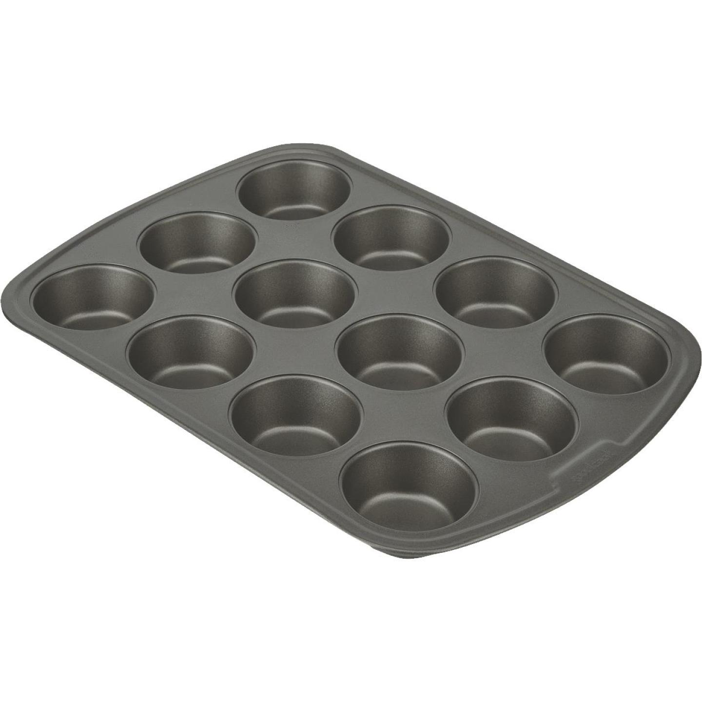 GoodCook 12-Cup Non-Stick Muffin Pan GoodCook 12-Cup Non-Stick Muffin Pan